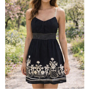 Y2K Baby Doll Tunic Mini Dress S Black w/ Cream Embroider Lace Boho Festival NWT